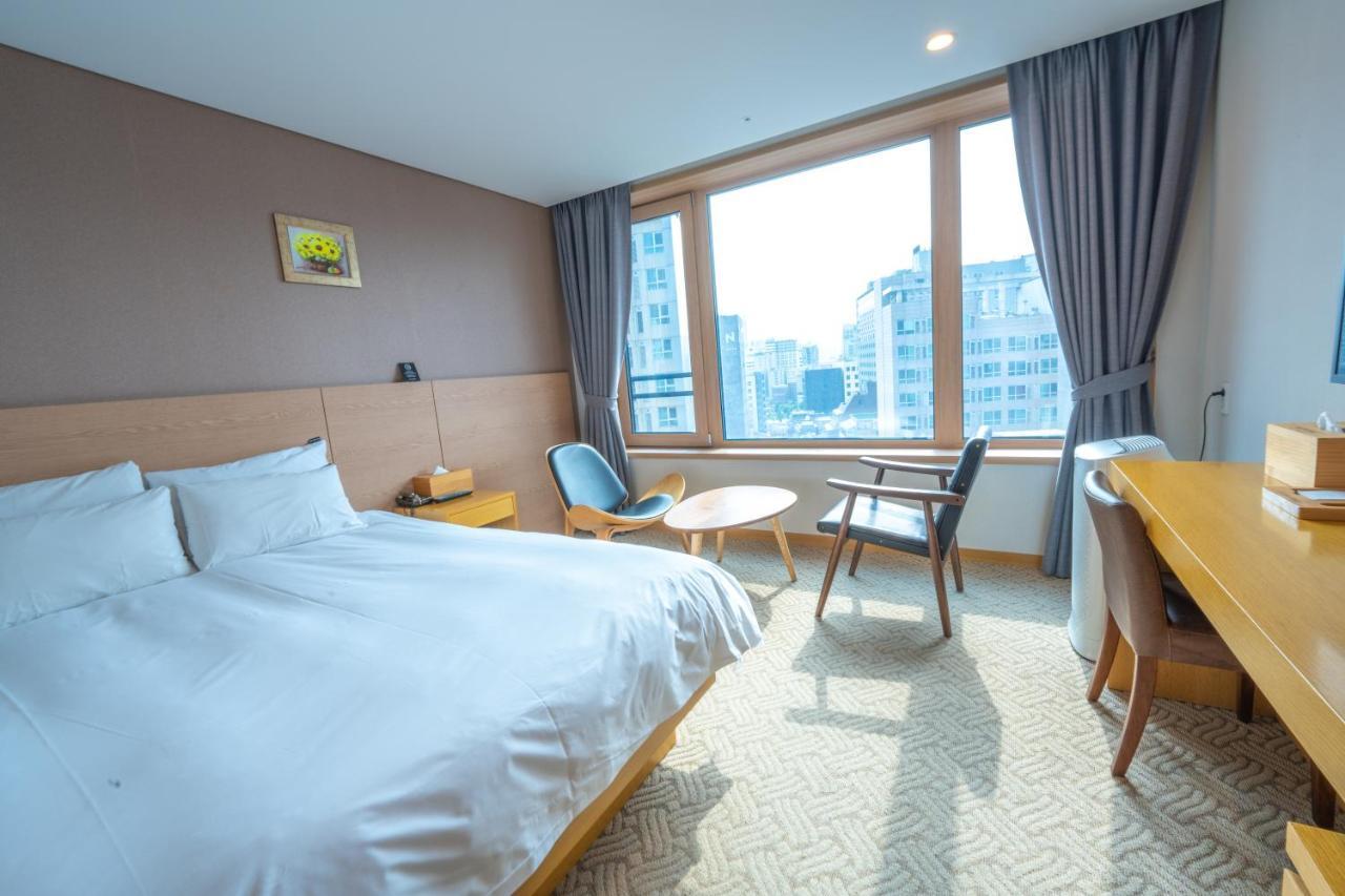 Jongno Hotel Lumia Сеул Екстер'єр фото